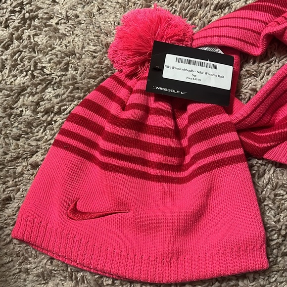Nike Knit Beanie and Visor Set - Picture 2 of 5